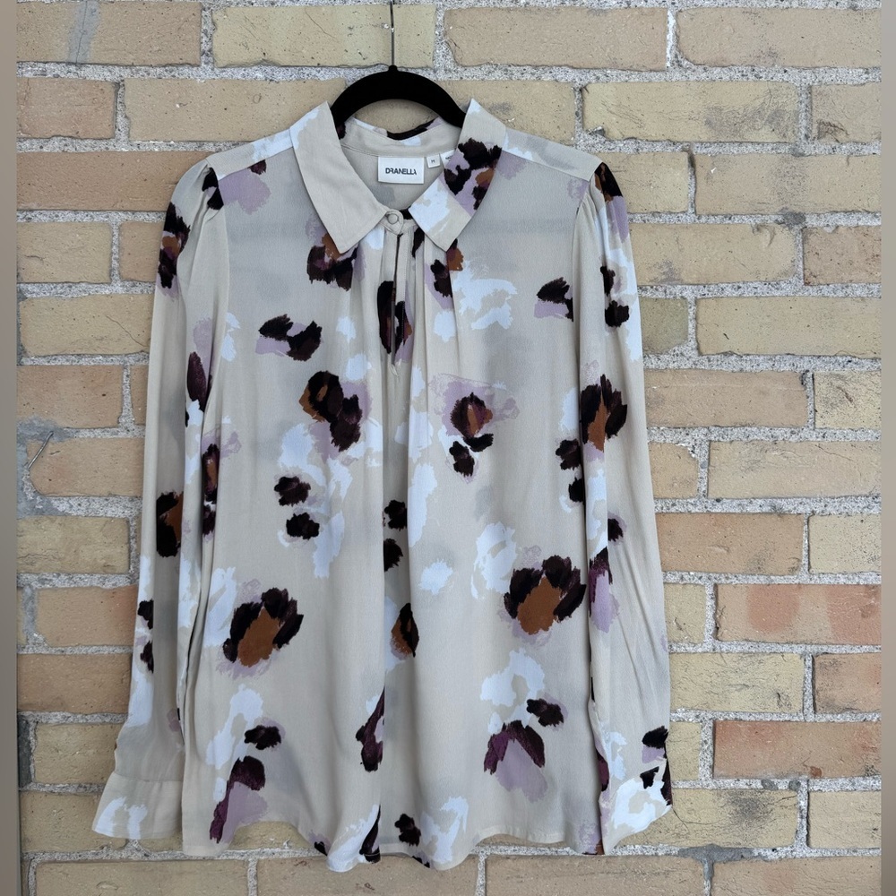 New Dranella Blouse - Picture 1 of 3